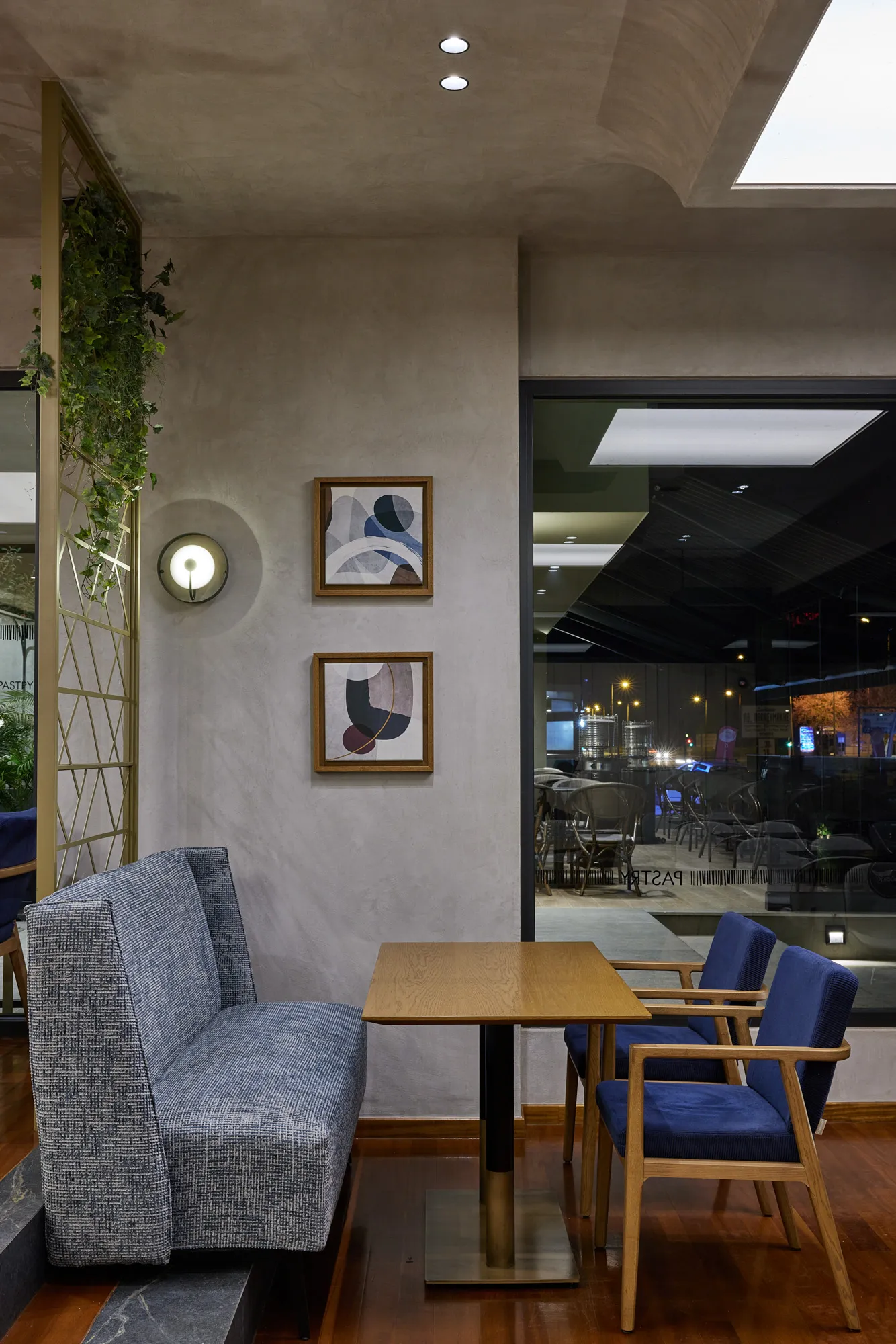 NOUSIAS – The Mokka cafe-image
