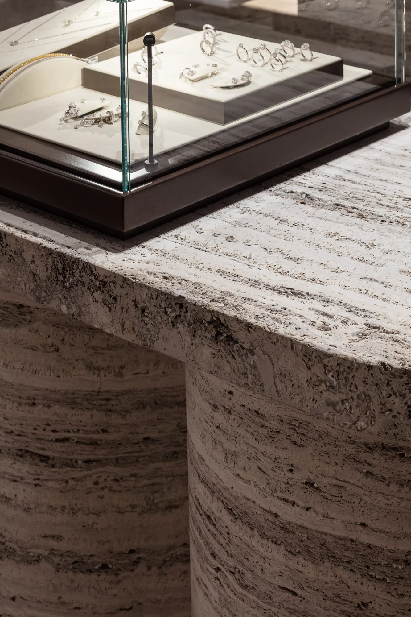 PONIROS Jewellery Store-image
