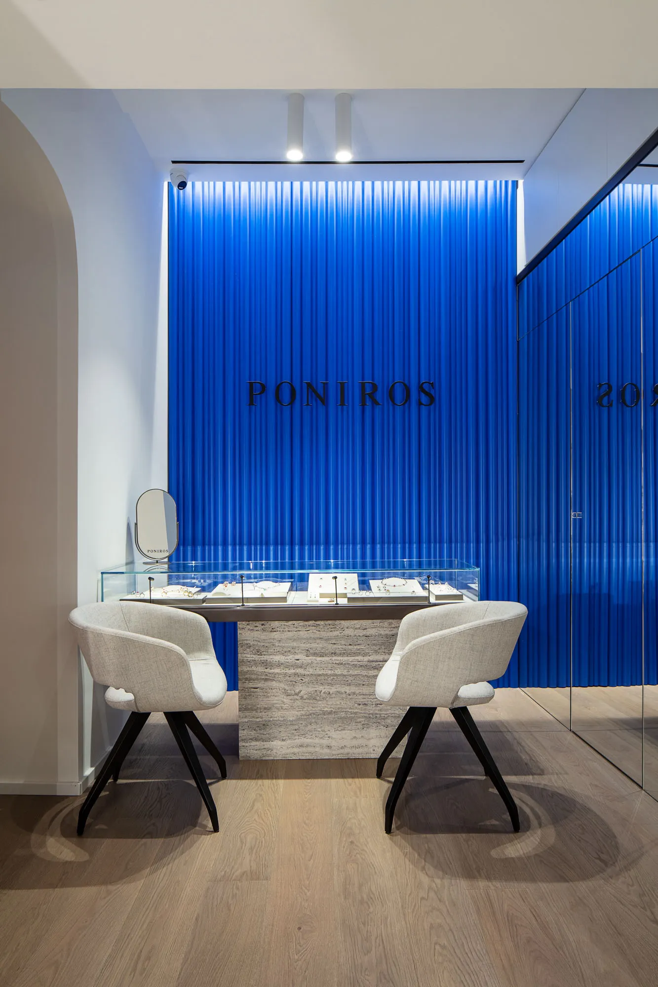 PONIROS Jewellery Store-image
