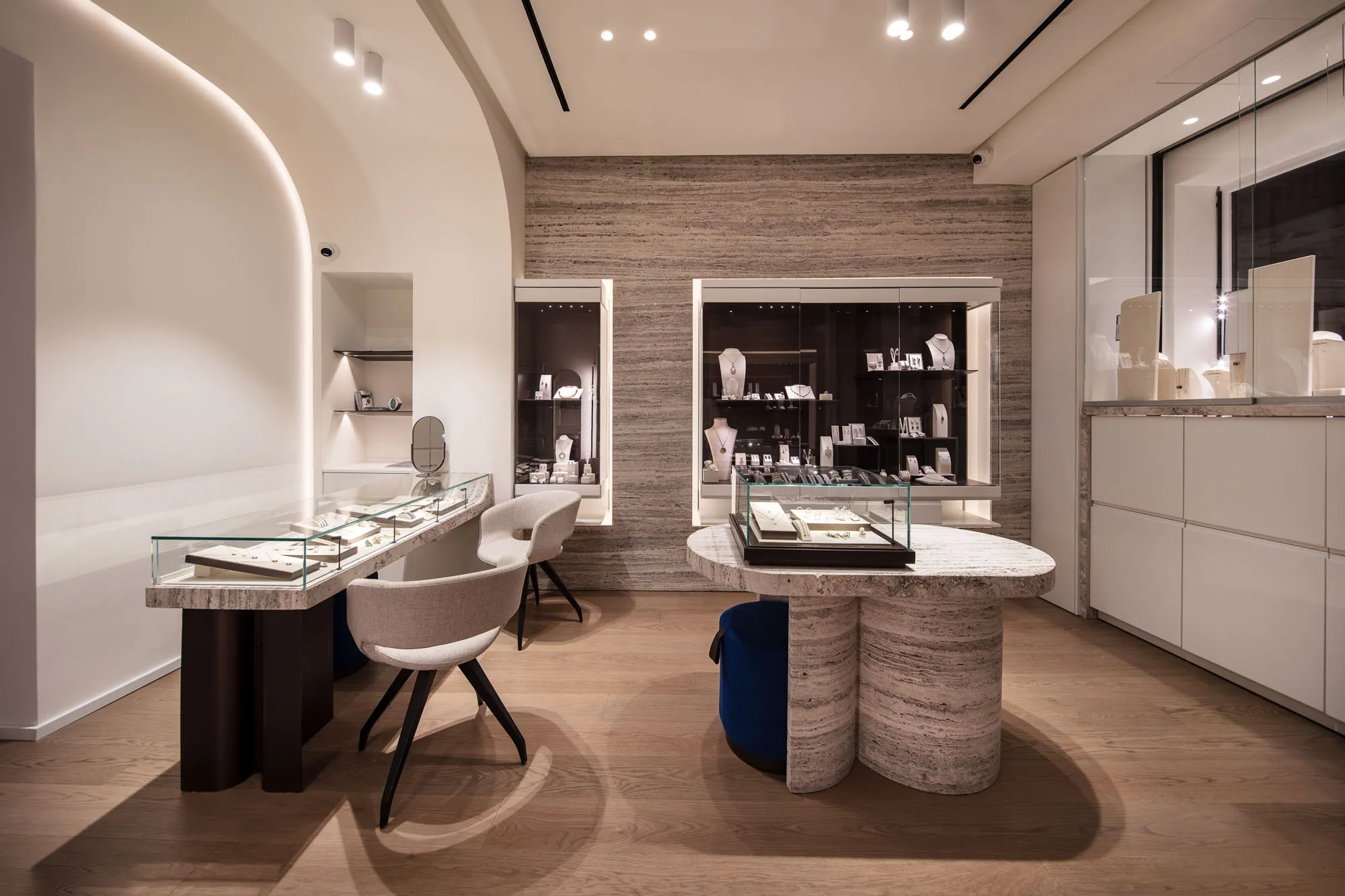 PONIROS Jewellery Store-image