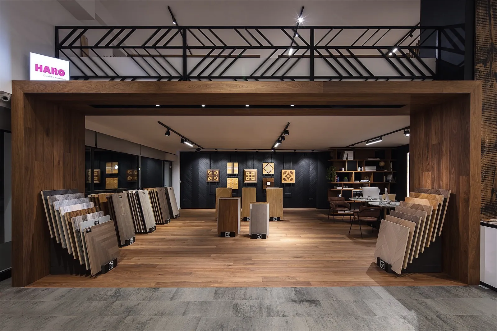 project-ROUNTOS WOODEN FLOORS-image