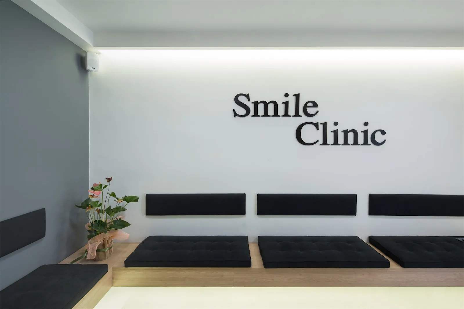 SMILE CLINIC-image